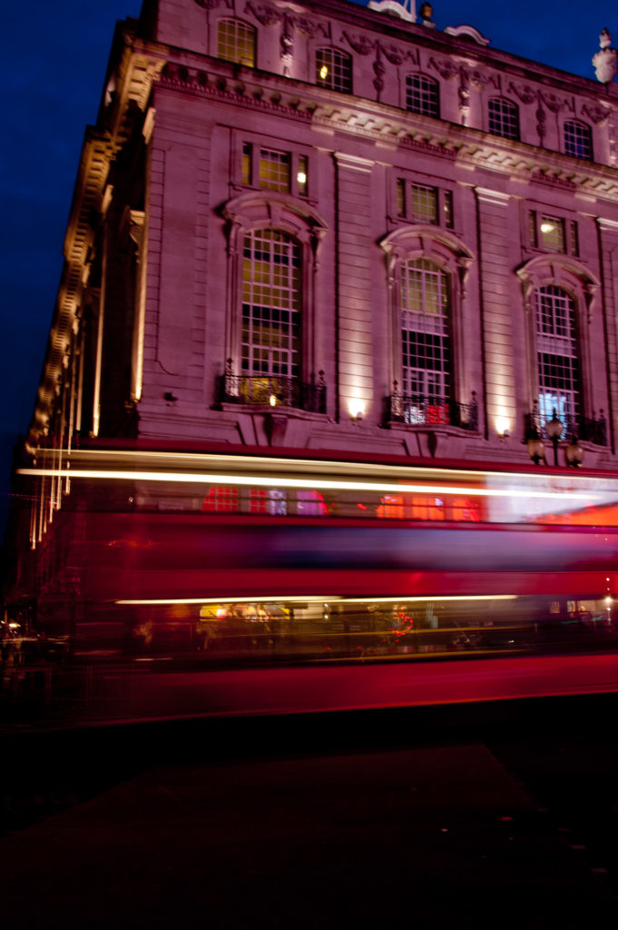 Moving: Picadilly Circus I