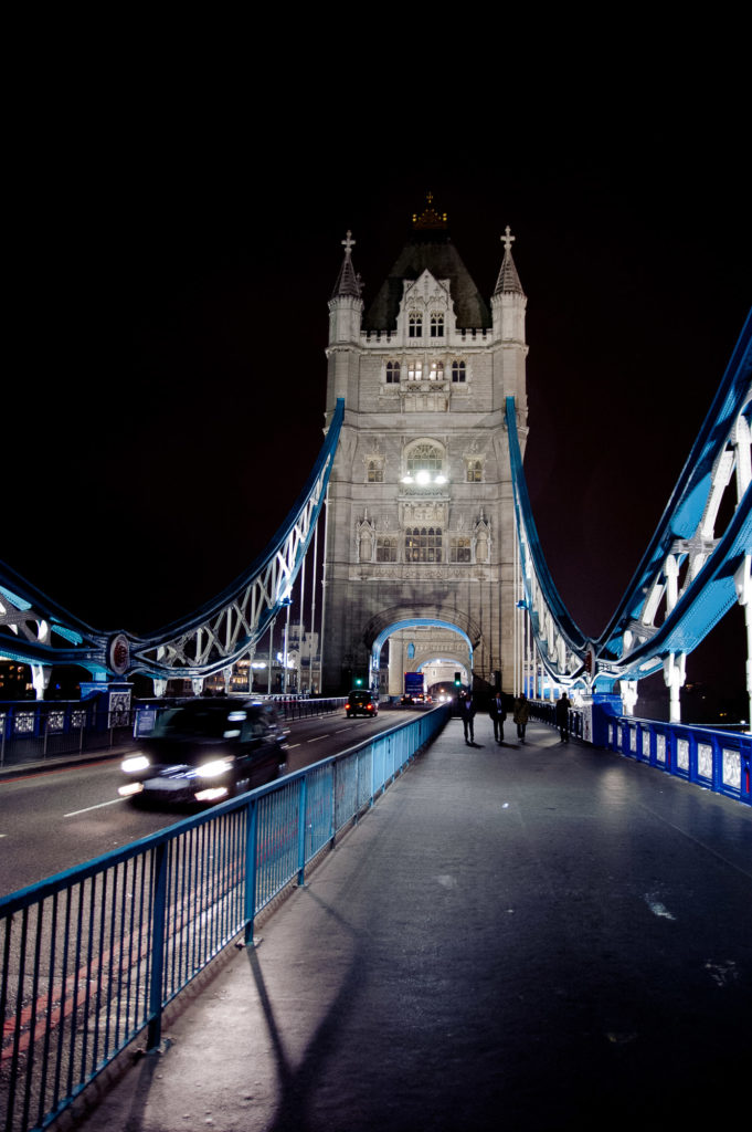 Moving: Tower Bridge IV