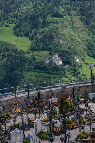 Blick zum Castel Trostburg